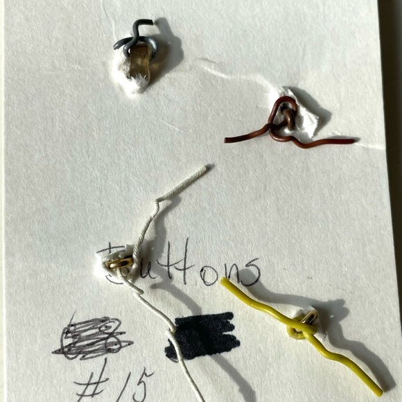 Collection of vintage buttons celluloid?/plastic metal some glow - Picture 6 of 12